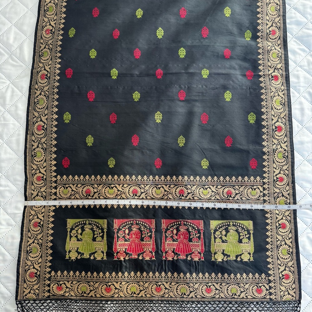 VTG Indian Banarasi Brocade Shawl Table Runner Wall Hanging Black Gold Ethnic - Picture 7 of 7